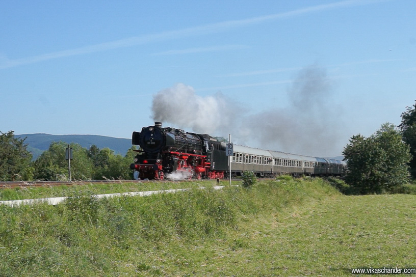 DS 2014 blog - Another shot of BR 01 202 near Maikammer