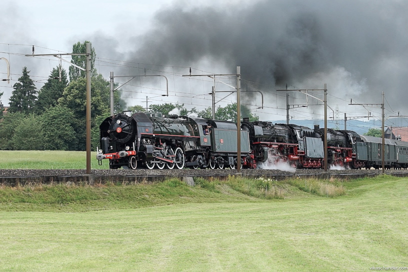 Gotthard Dampfspektakel blog - A steam loco triple header is a rare treat
