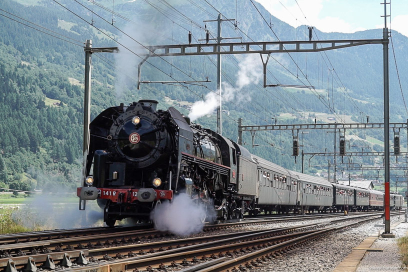 Gotthard Dampfspektakel blog - SNCF 14r follows suit and departs Ambri