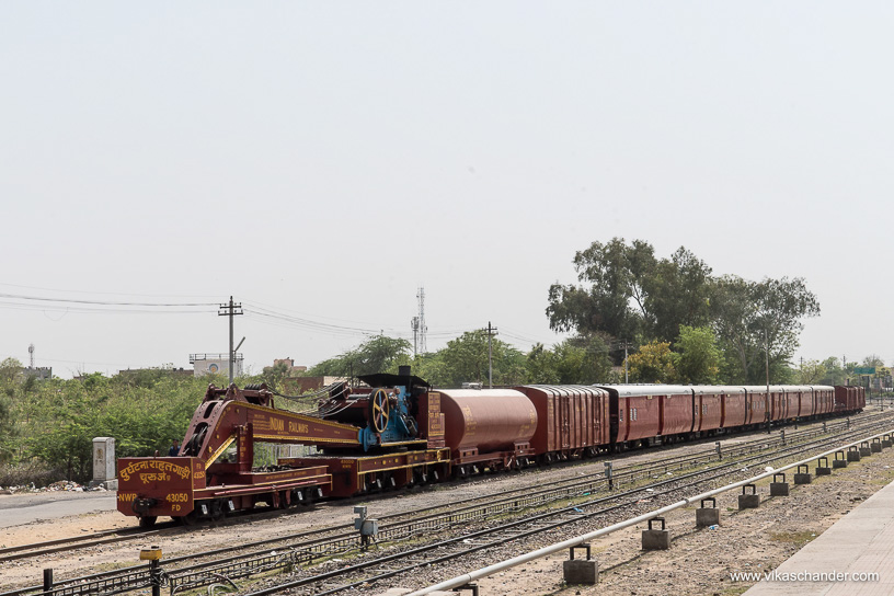 Shekhawati Express blog - An accident relief train stabled at Churu