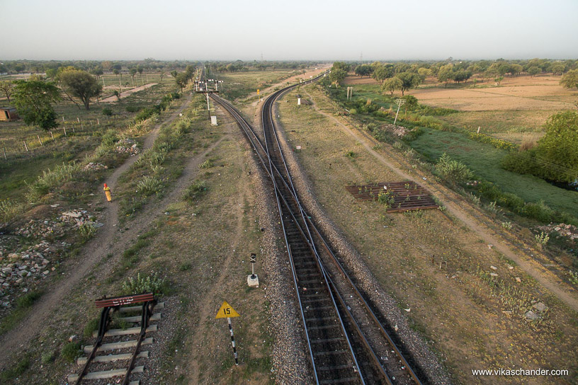 Shekhawati Express blog - An aerial view of the MG-BG diamond crossing at Ringus south end