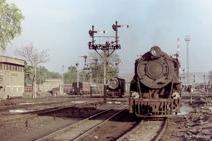 Shekhawati Express blog - It must have been fun to be trackside watching multiple movements