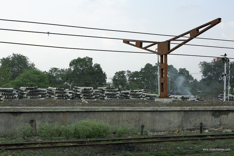 Train to Patalpani blog photo 08- While the other is being covnverted for Broad Gauge usage